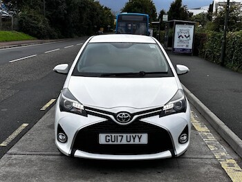 Used Toyota Yaris 2017 for sale - 75913200: Photo