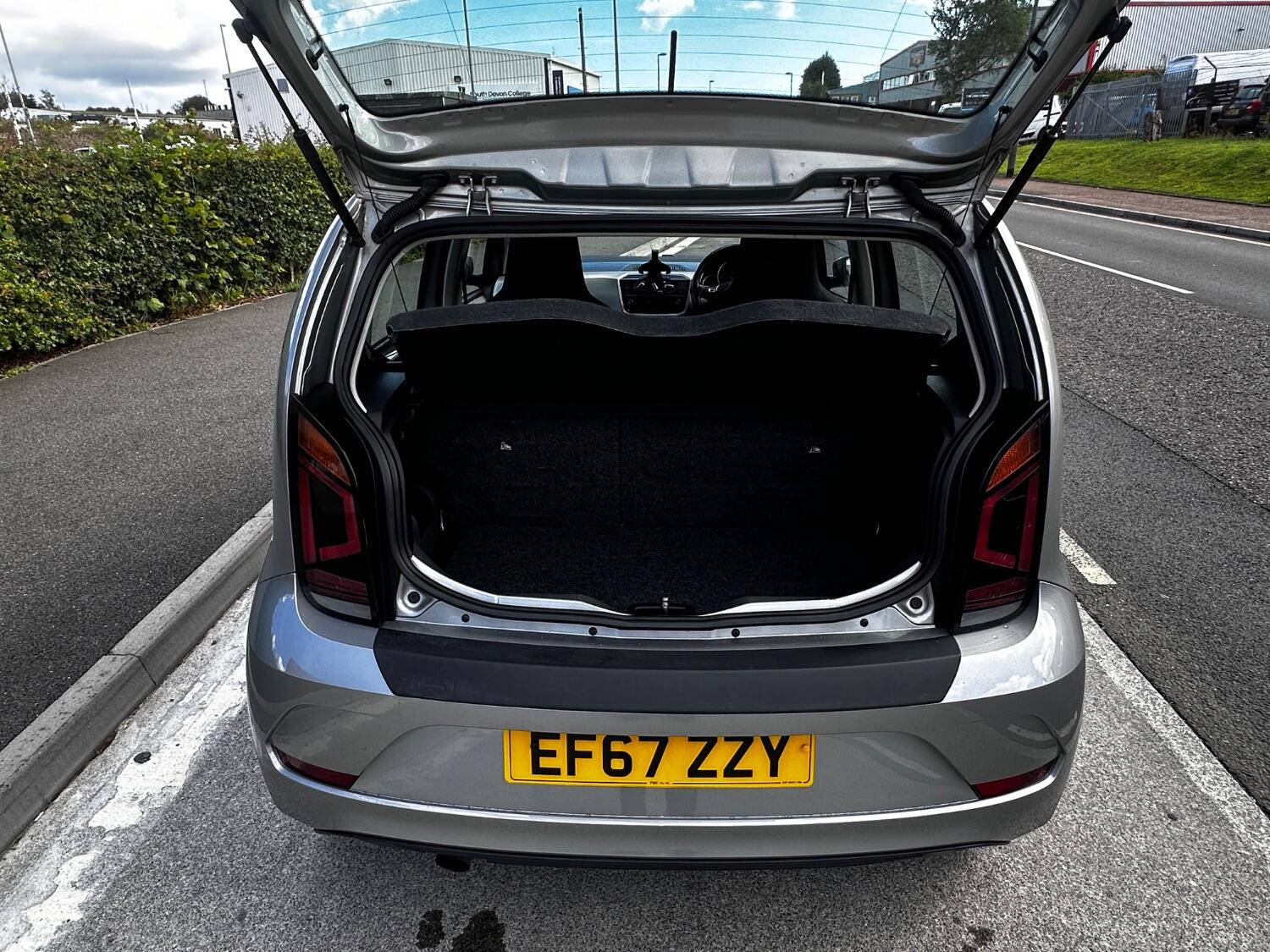 Used Volkswagen up! 2017 for sale - 75767135: Photo 15