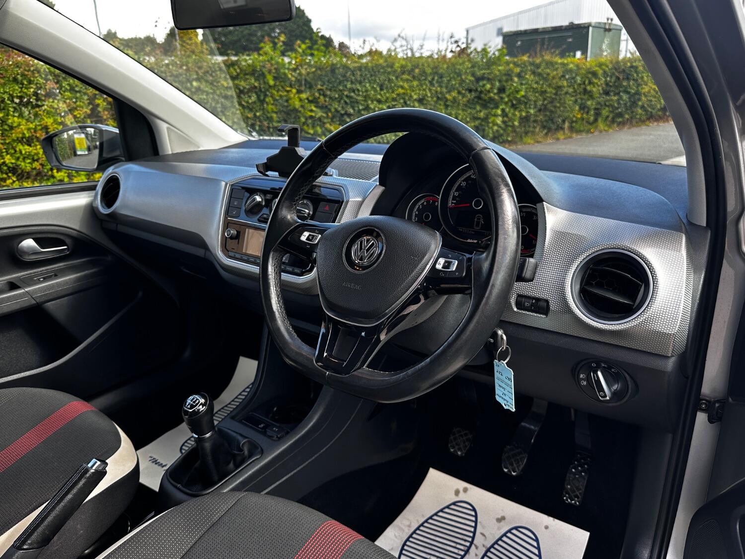 Used Volkswagen up! 2017 for sale - 75767135: Photo 16