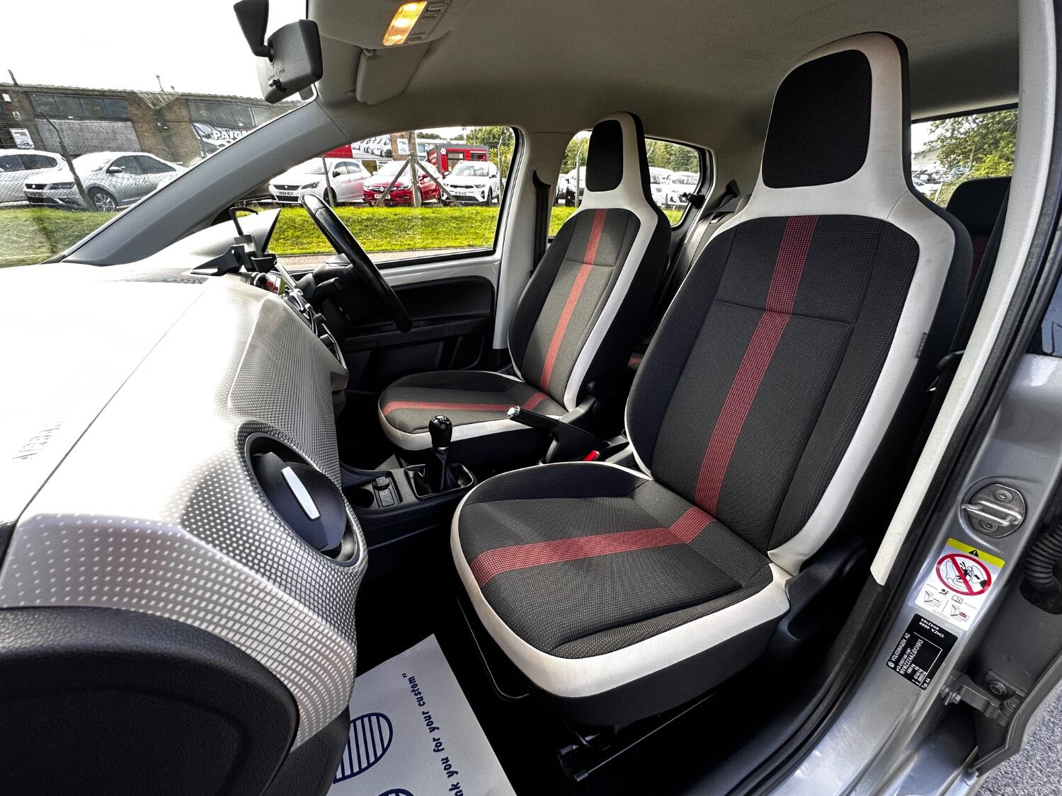 Used Volkswagen up! 2017 for sale - 75767135: Photo 20