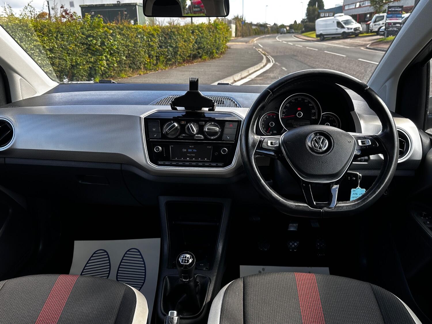 Used Volkswagen up! 2017 for sale - 75767135: Photo 23