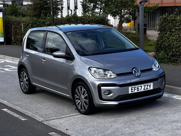 Used Volkswagen up! 2017 for sale - 75767135: Photo 2