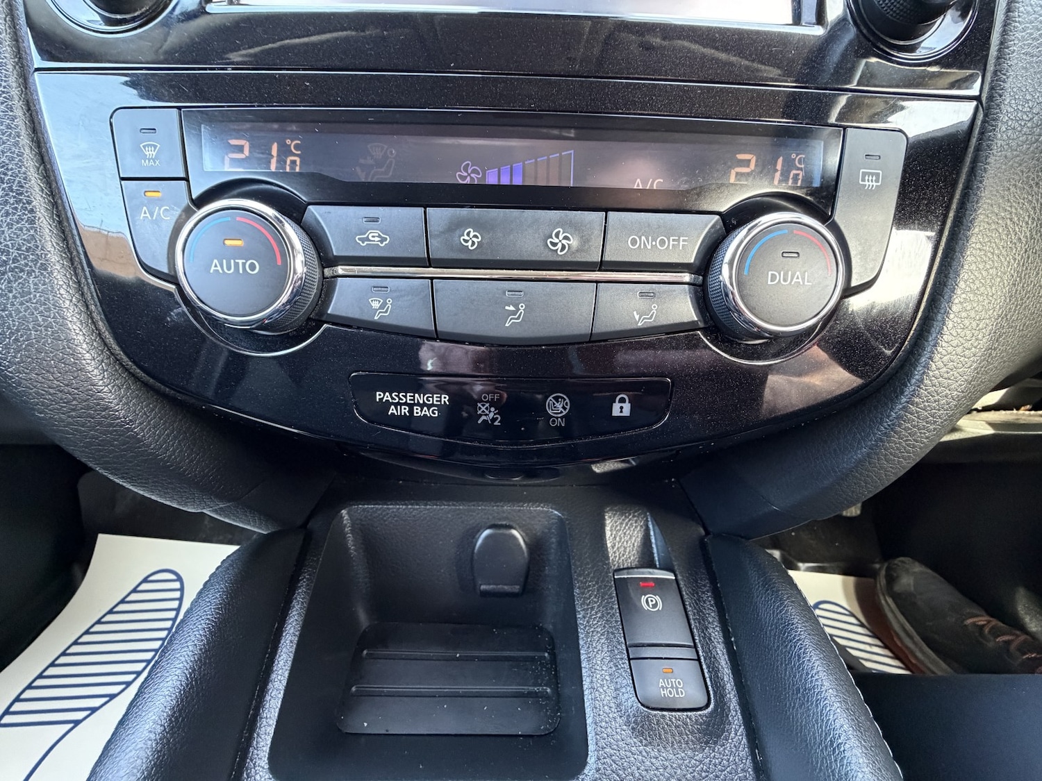 Used Nissan Qashqai 2018 for sale - 77851435: Photo 27