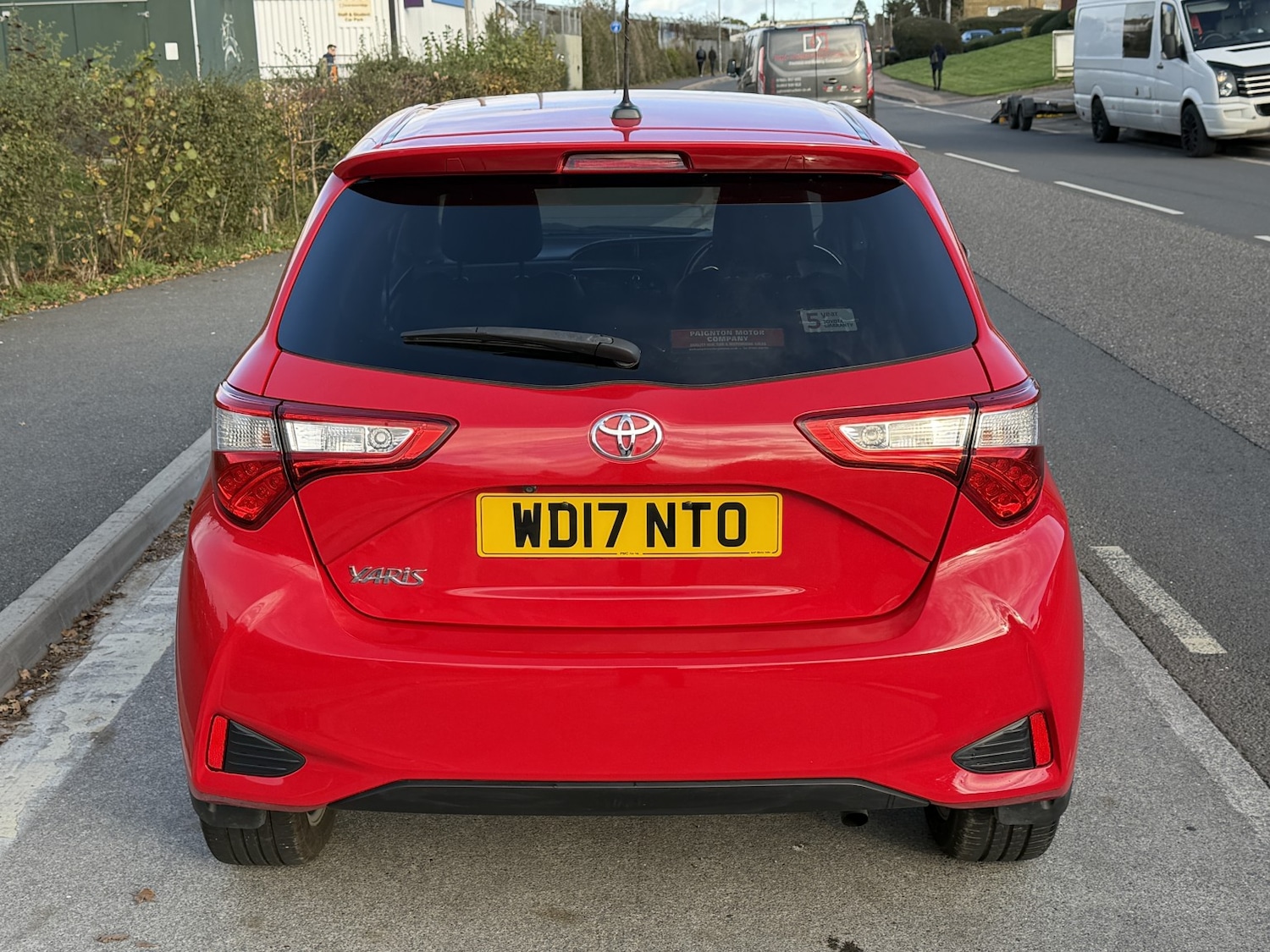 Used Toyota Yaris 2017 for sale - 76387375: Photo 12