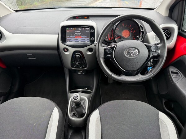 Used Toyota AYGO 2015 for sale - 76164531: Photo 25