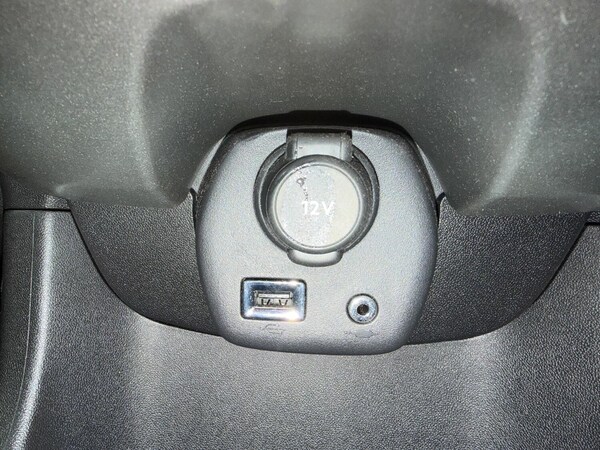 Used Toyota AYGO 2015 for sale - 76164531: Photo 29