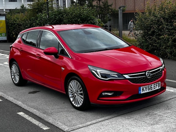 Used Vauxhall Astra 2016 for sale - 74894138: Photo 2