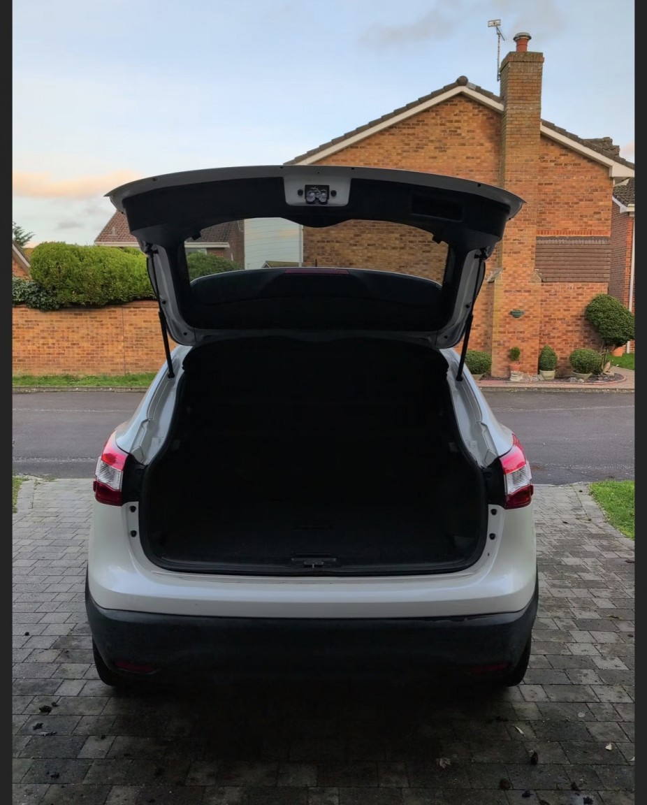 Used Nissan Qashqai 2014 for sale - 77656248: Photo 8