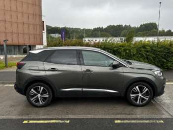 Used Peugeot 3008 2018 for sale - 74890702: Photo