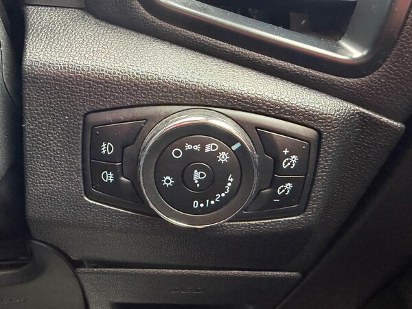 Used Ford Ecosport 2018 for sale - 76198296: Photo 26