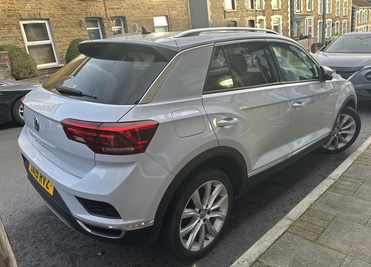 Used Volkswagen T-Roc 2019 for sale - 77189360: Photo 2