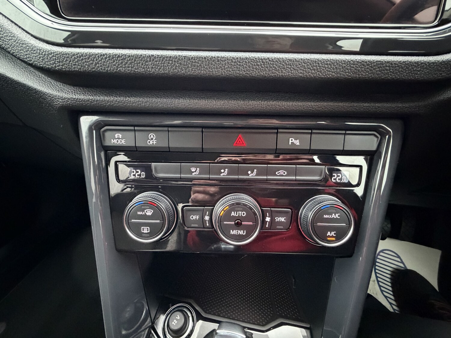 Used Volkswagen T-Roc 2019 for sale - 77189360: Photo 31