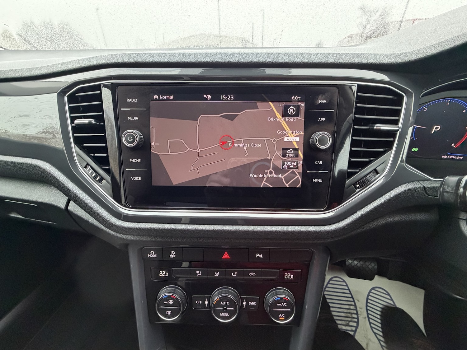 Used Volkswagen T-Roc 2019 for sale - 77189360: Photo 32