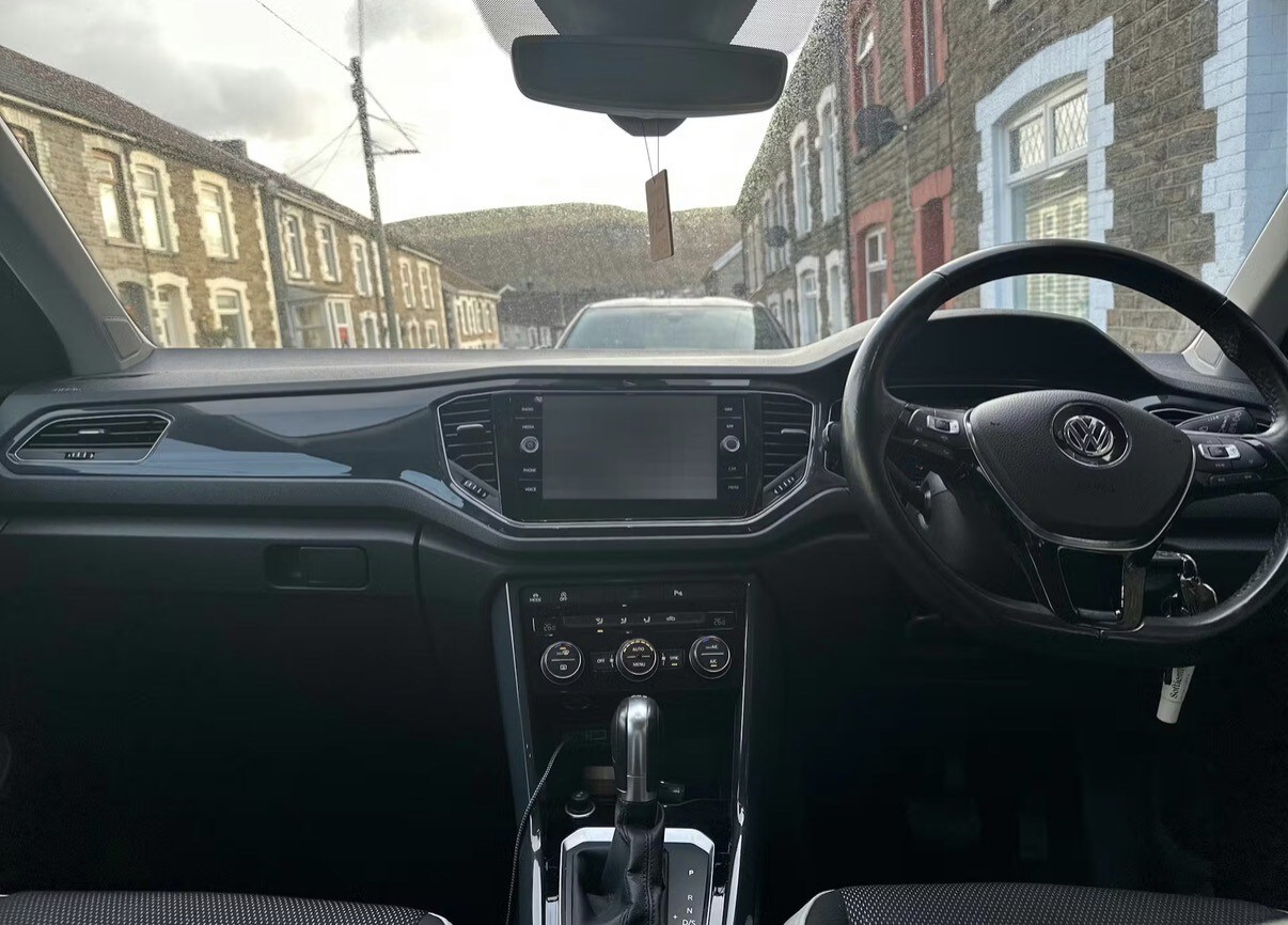 Used Volkswagen T-Roc 2019 for sale - 77189360: Photo 7