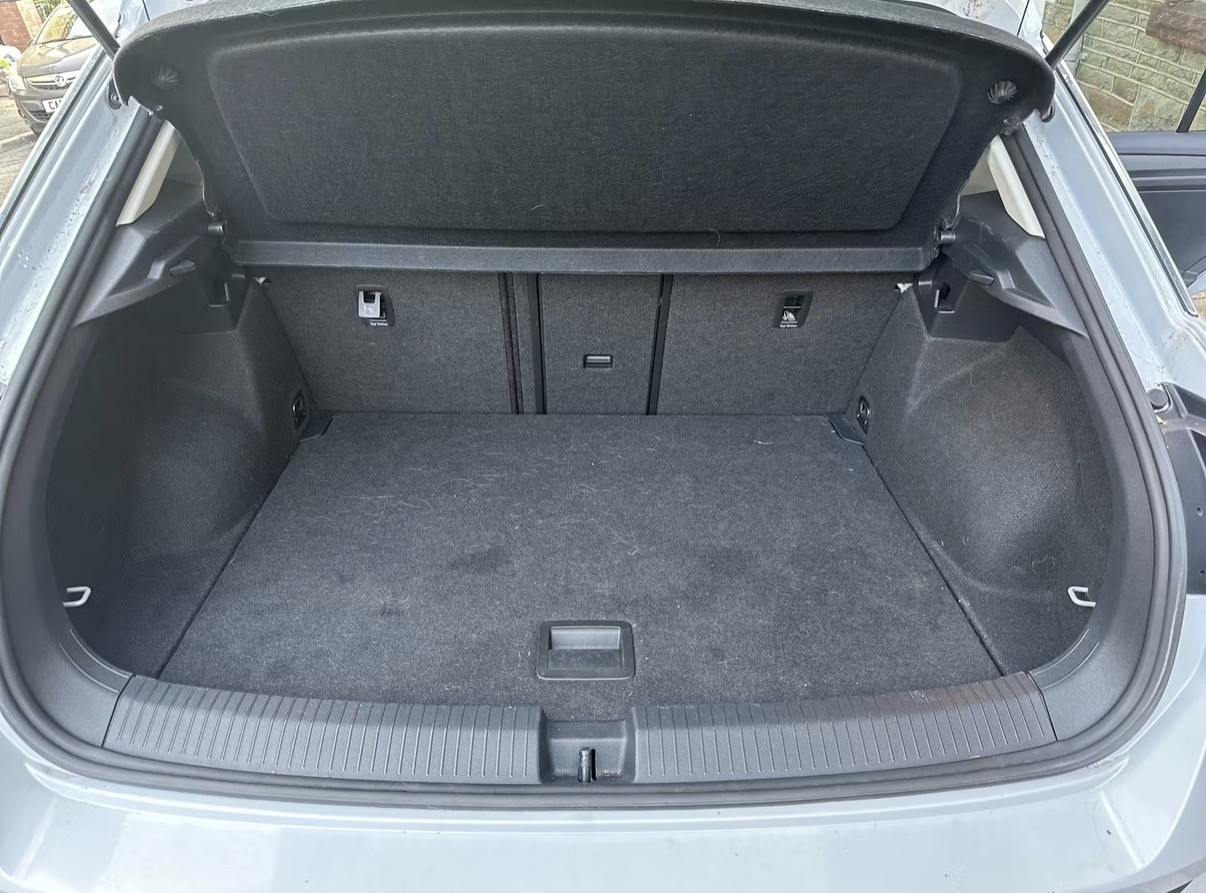 Used Volkswagen T-Roc 2019 for sale - 77189360: Photo 9