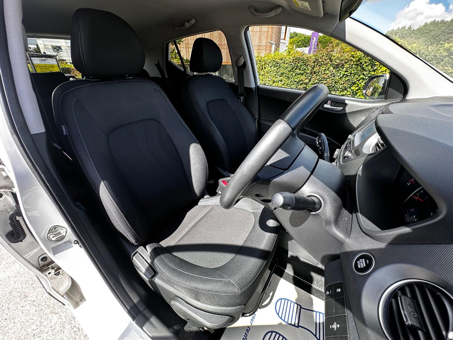 Used Hyundai i10 2019 for sale - 76794193: Photo 18