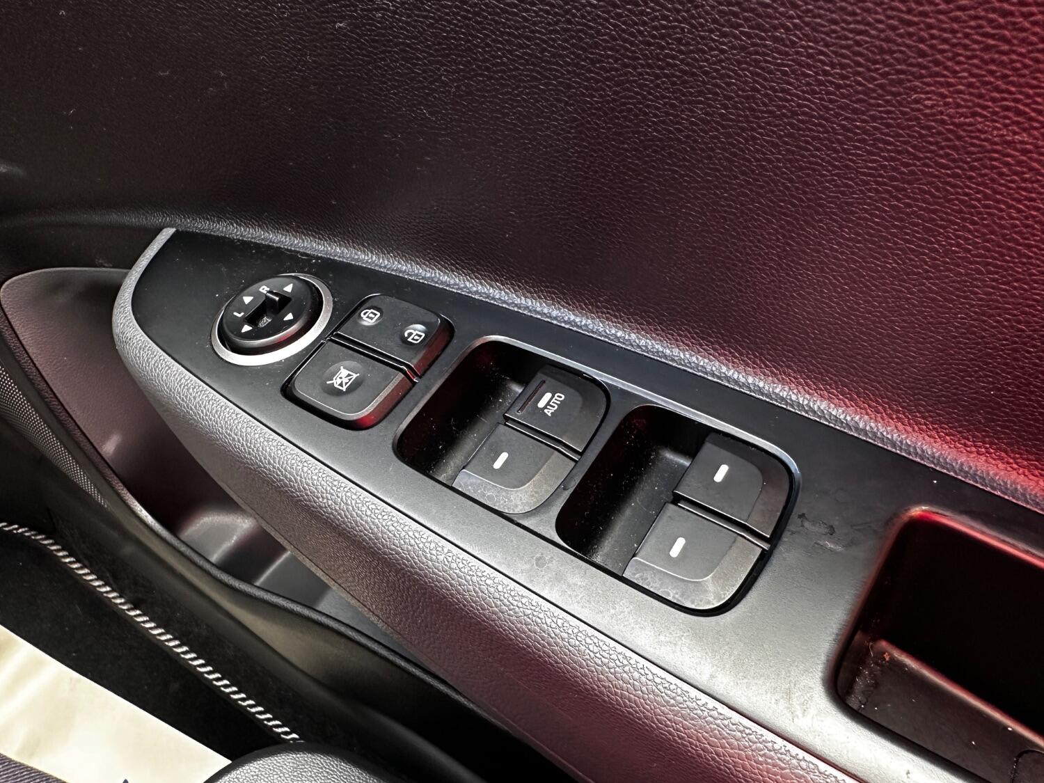 Used Hyundai i10 2019 for sale - 76794193: Photo 26