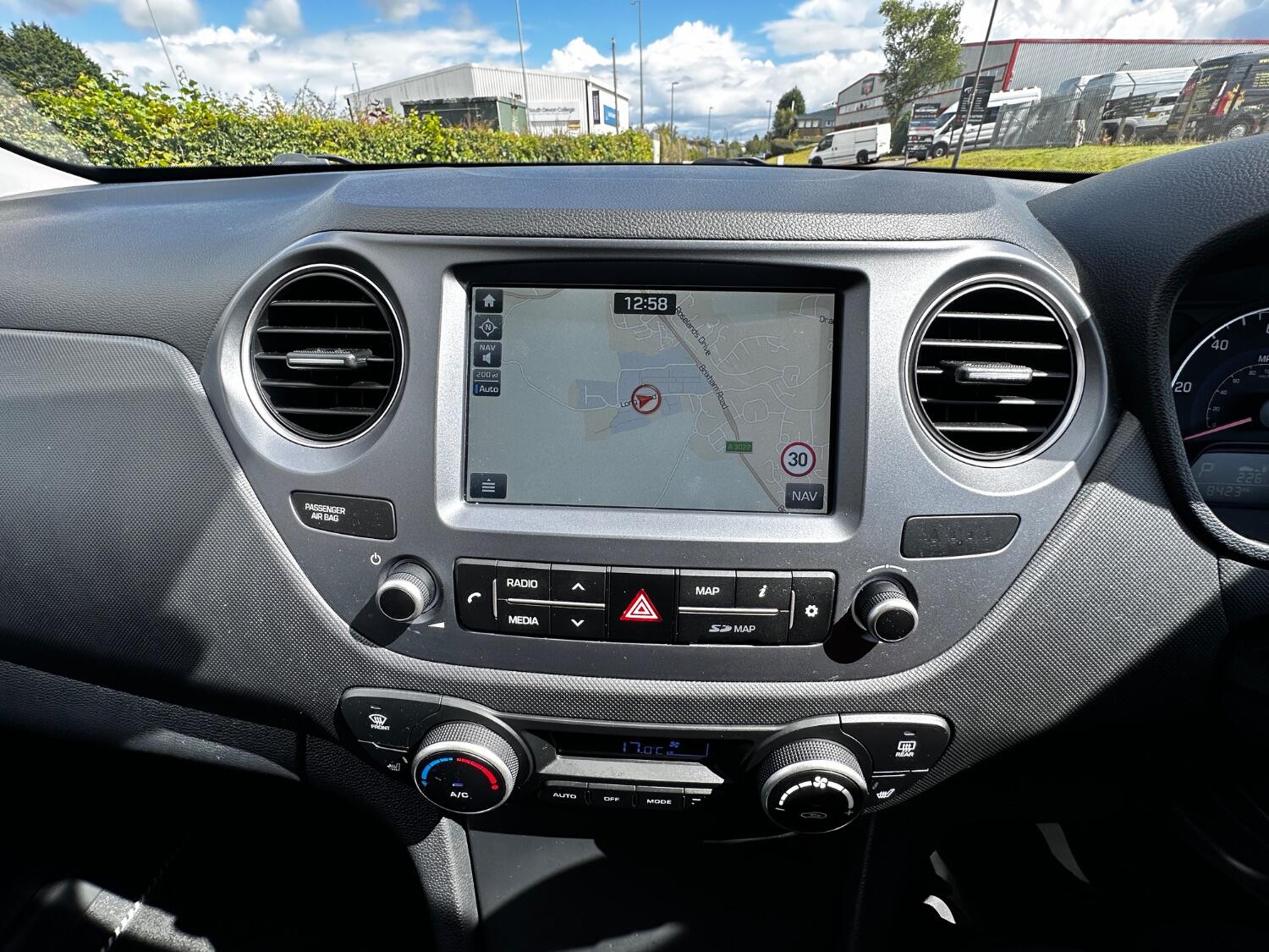 Used Hyundai i10 2019 for sale - 76794193: Photo 29