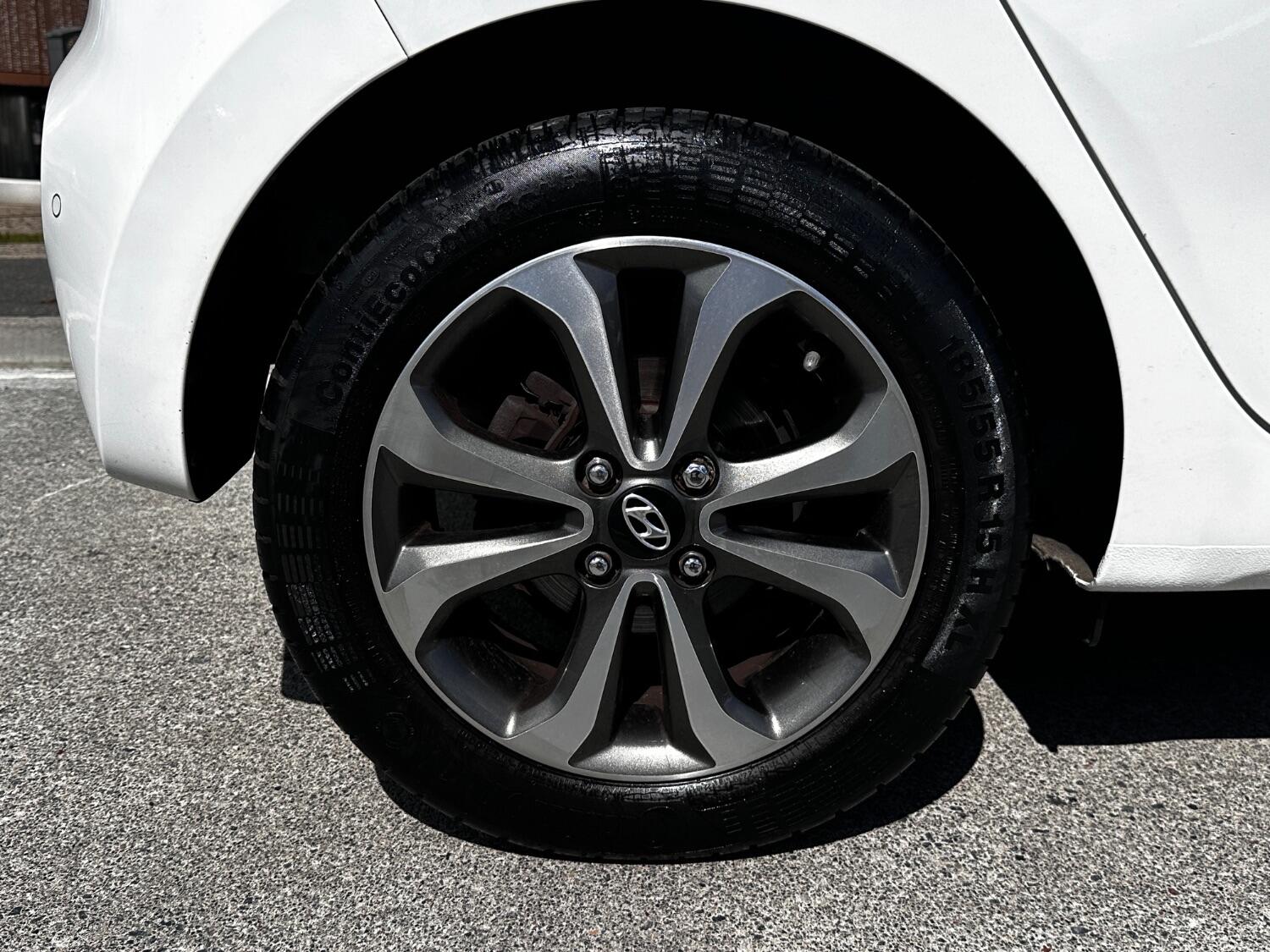 Used Hyundai i10 2019 for sale - 76794193: Photo 37