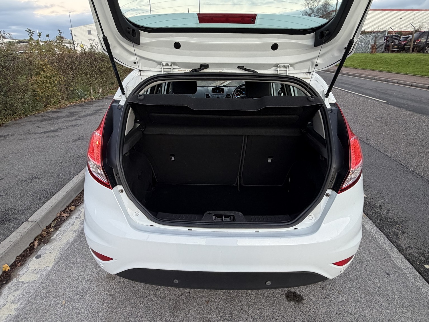 Used Ford Fiesta 2013 for sale - 76687143: Photo 15