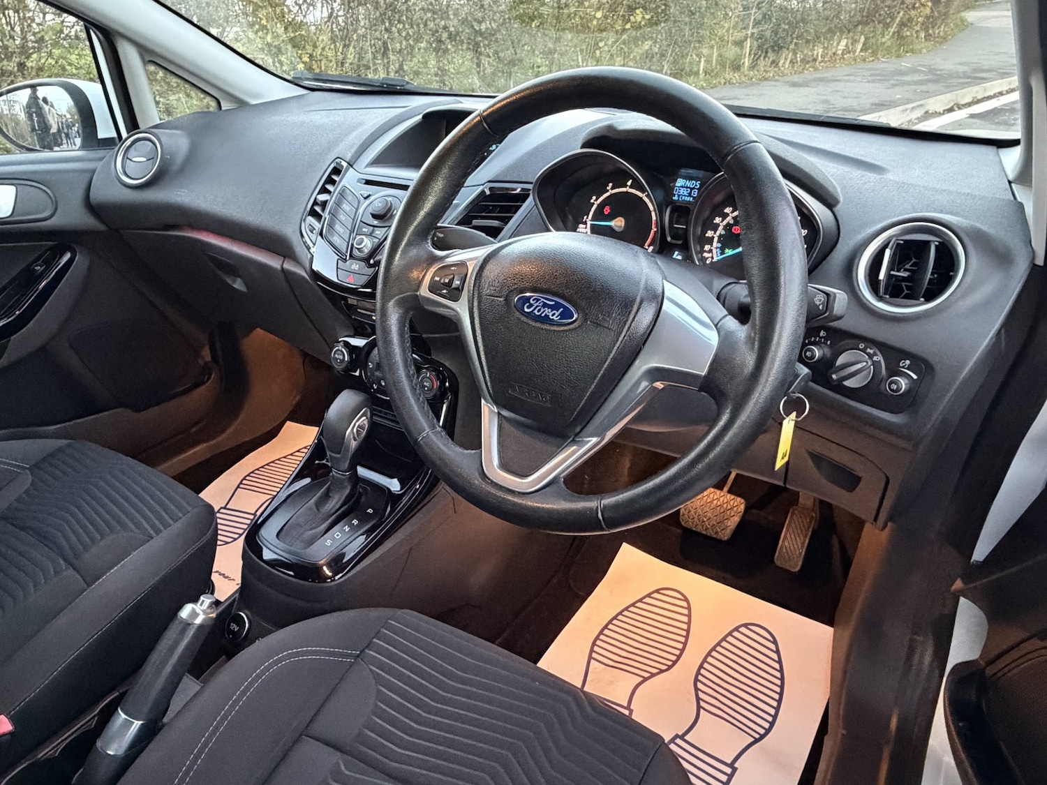 Used Ford Fiesta 2013 for sale - 76687143: Photo 17