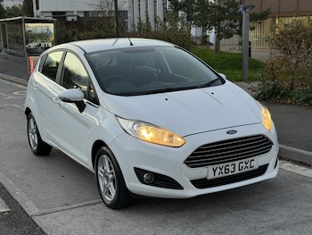 2013 - 1.6 Zetec 5-Door