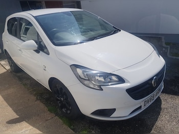Vauxhall - Corsa