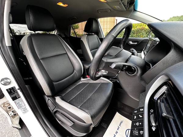 Used Kia Stonic 2019 for sale - 75428638: Photo 19