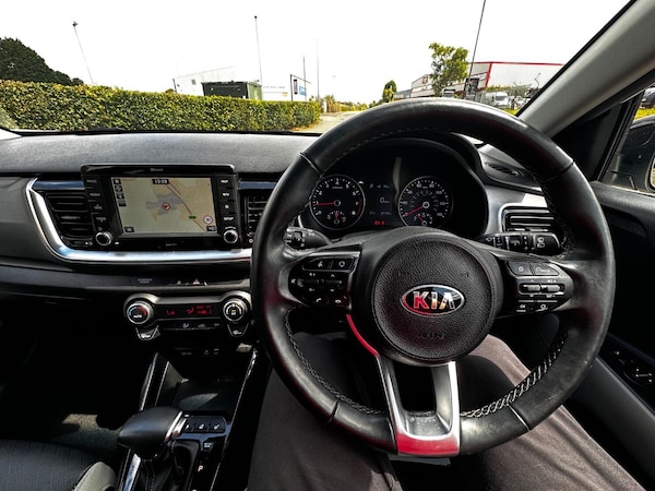 Used Kia Stonic 2019 for sale - 75428638: Photo 35