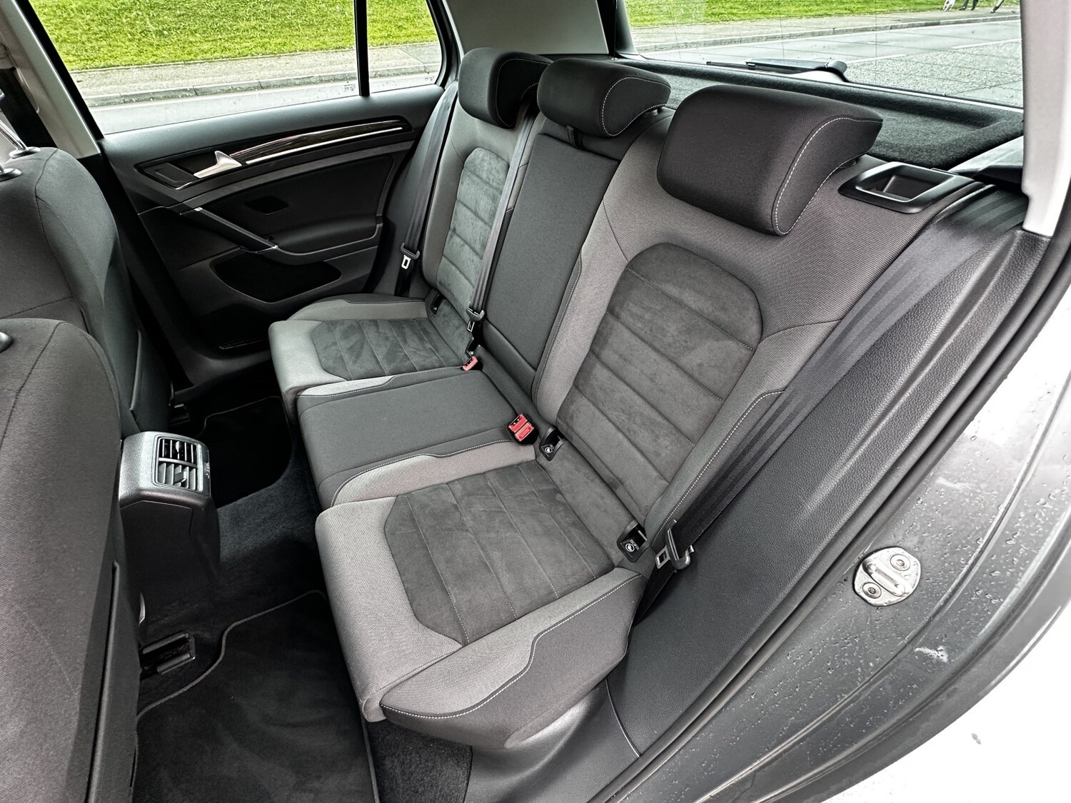 Used Volkswagen Golf 2017 for sale - 77417485: Photo 30