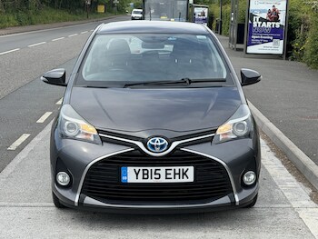 Used Toyota Yaris 2015 for sale - 78531419: Photo
