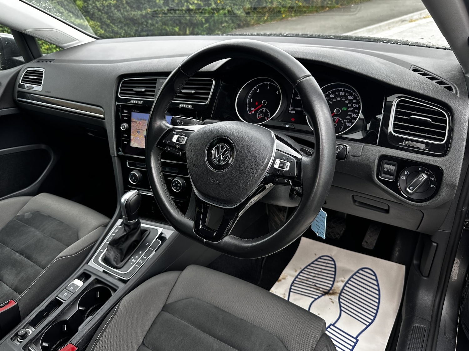 Used Volkswagen Golf 2017 for sale - 77225169: Photo 33