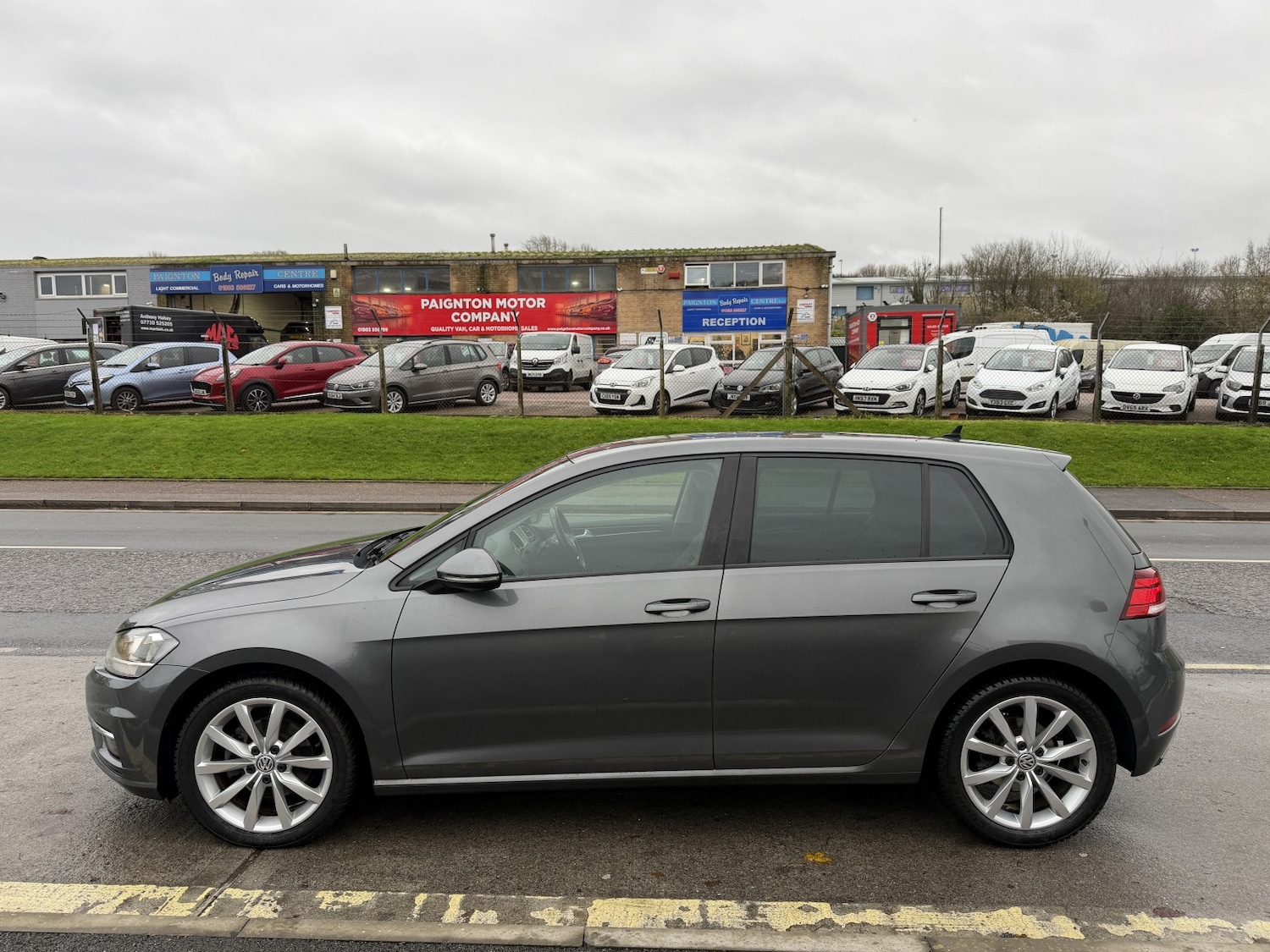 Used Volkswagen Golf 2017 for sale - 77225169: Photo 8