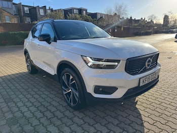 Used Volvo XC40 2019 for sale - 79533080: Photo