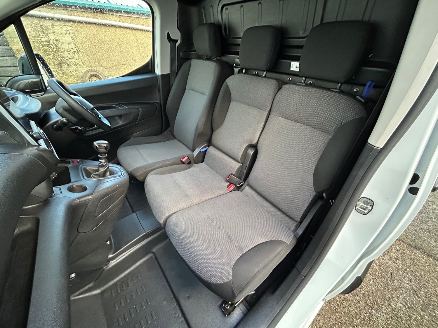 Used Peugeot Partner 2022 for sale - 77115934: Photo 8