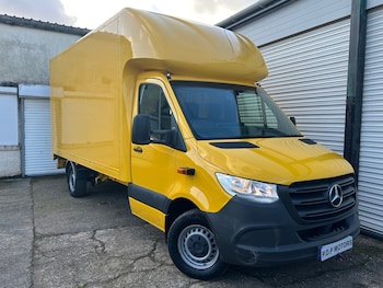 Mercedes-Benz Sprinter feature image