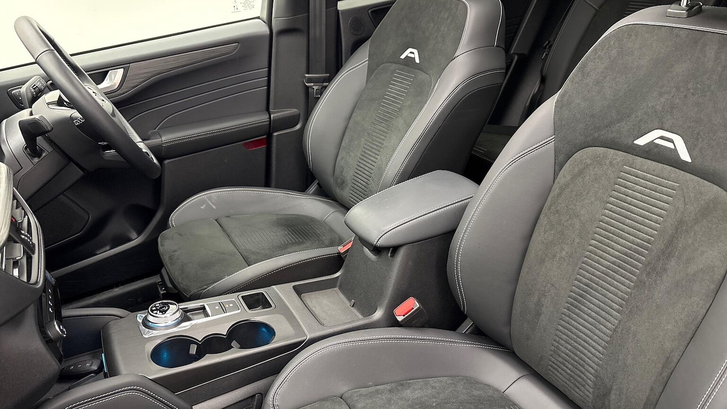 Used Ford Kuga 2025 for sale - 76837182: Photo 21