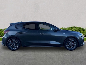 Used Ford Focus 2025 for sale - 79489011: Photo