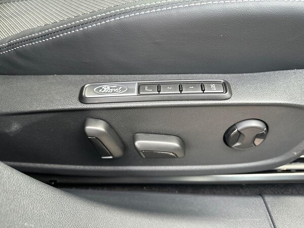 Used Ford Explorer 2025 for sale - 76220415: Photo 30
