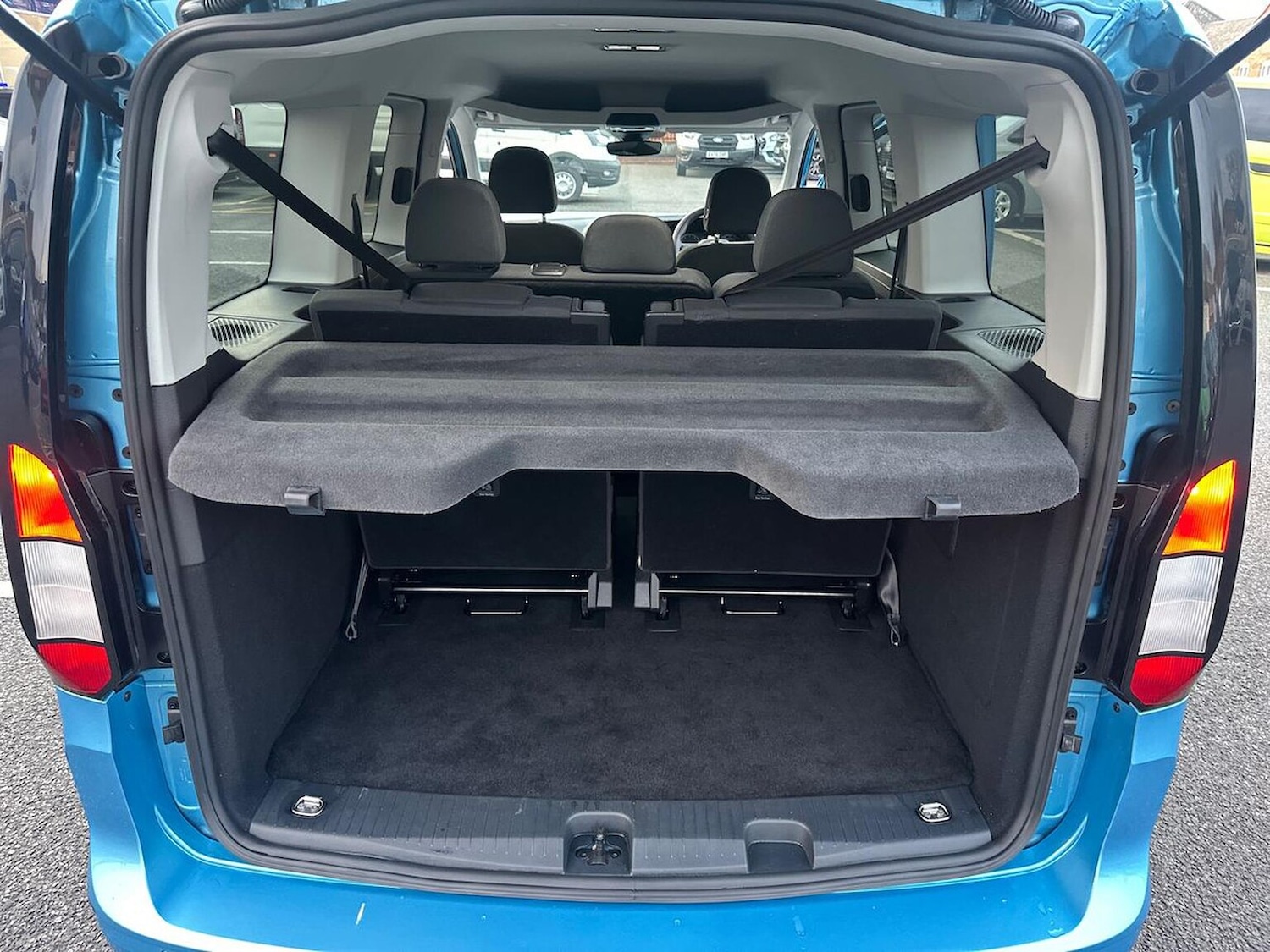 Used Ford Grand Tourneo Connect 2023 for sale - 76963506: Photo 17