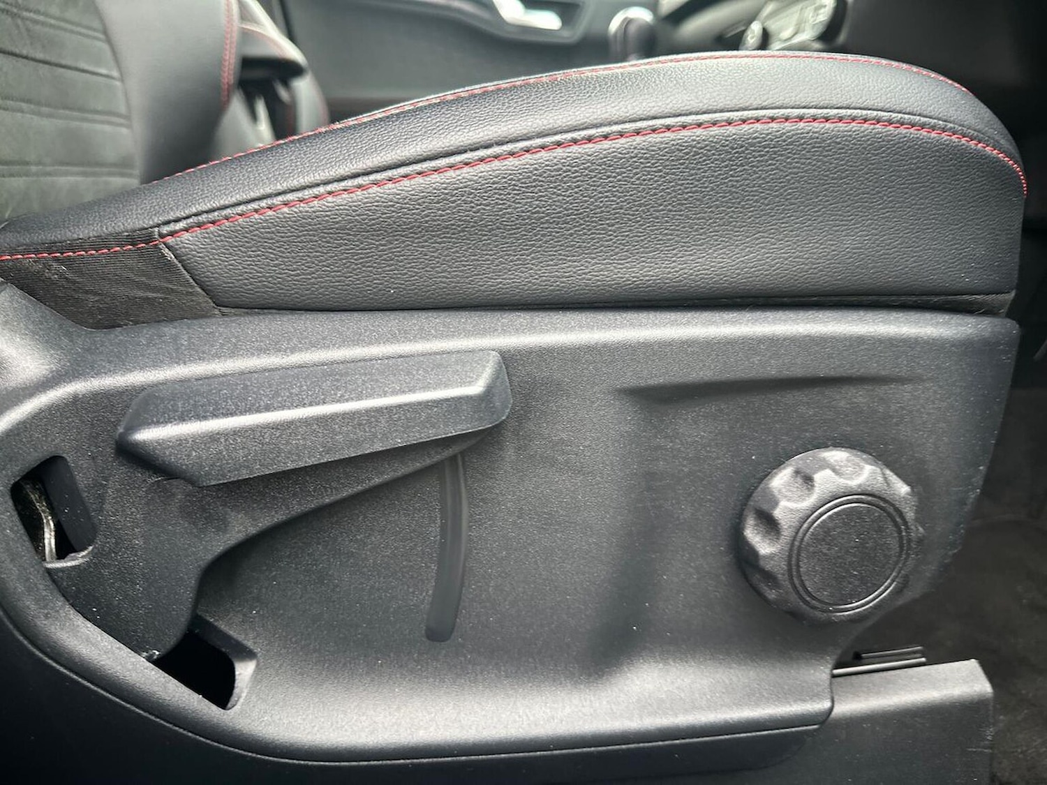 Used Ford Kuga 2020 for sale - 76860047: Photo 30