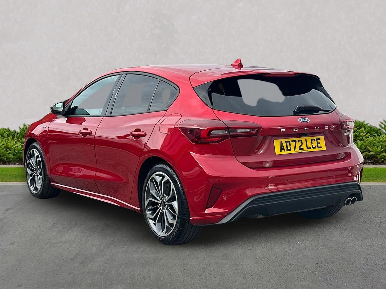 Used Ford Focus 2023 for sale - 78053502: Photo 2