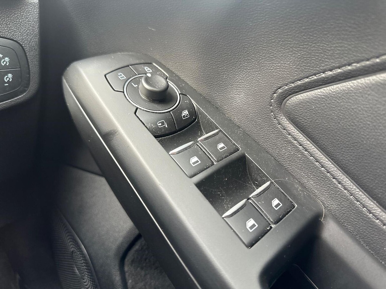 Used Ford Focus 2023 for sale - 78053502: Photo 21