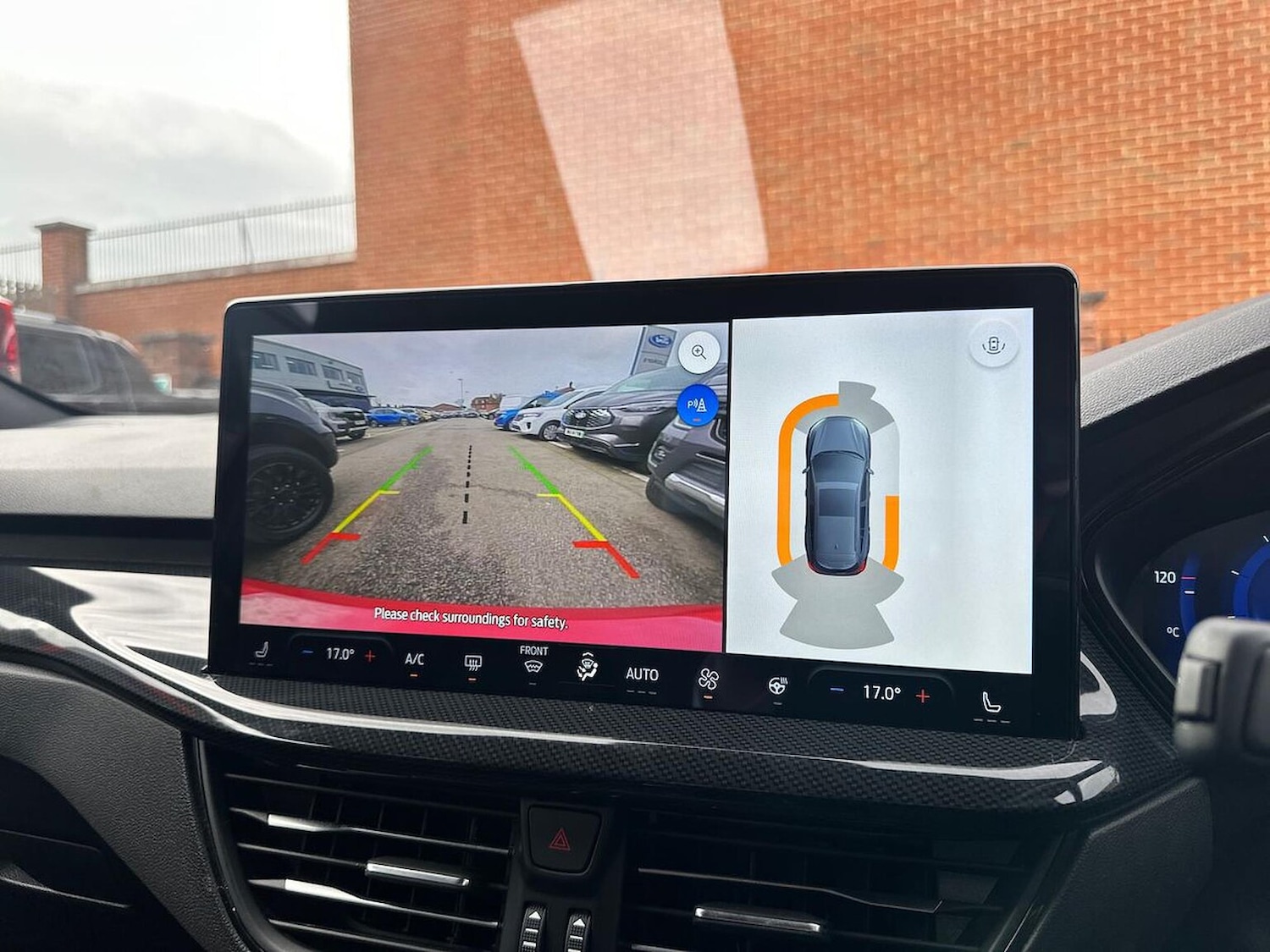 Used Ford Focus 2023 for sale - 78053502: Photo 23