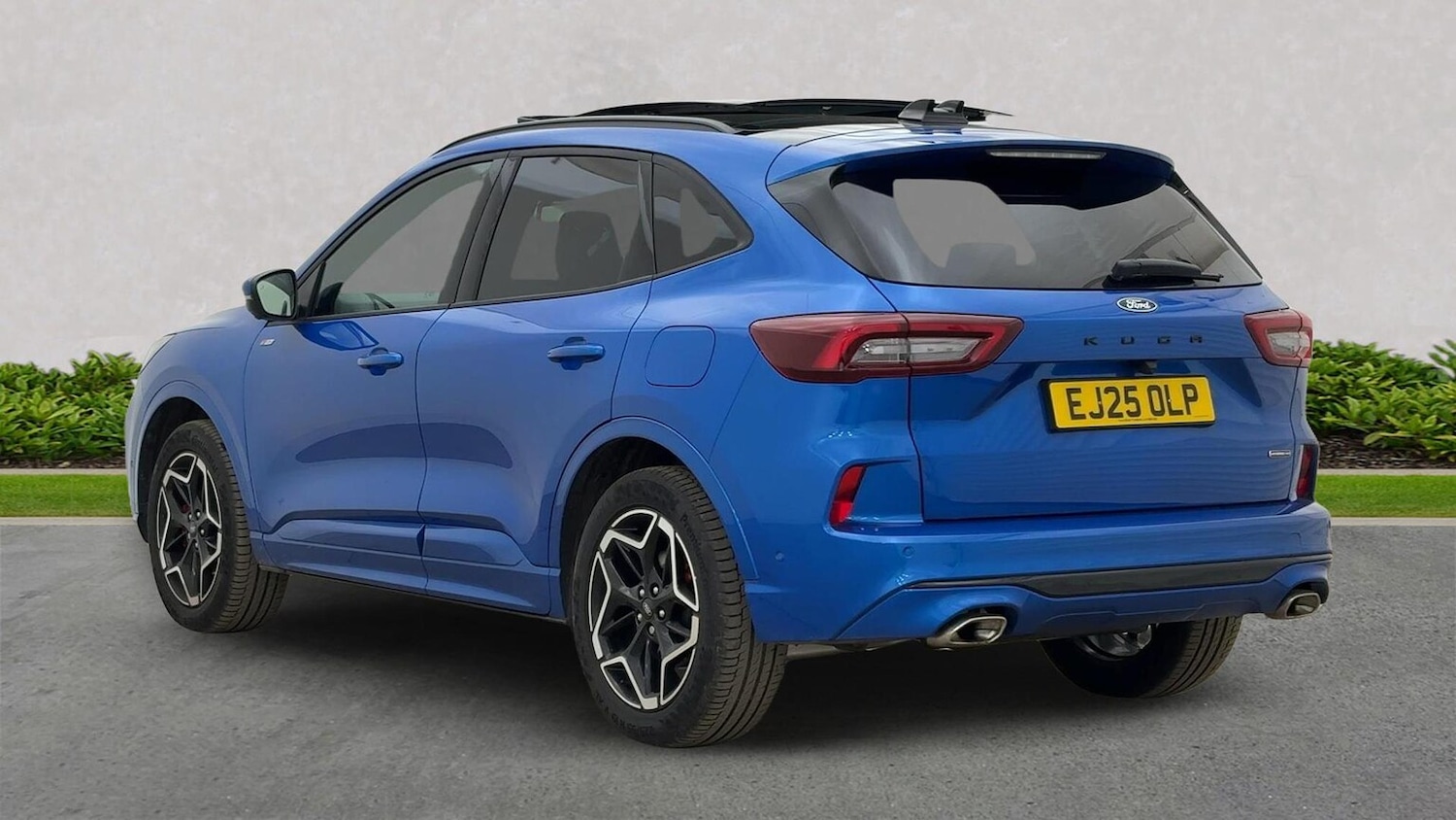 Used Ford Kuga 2025 for sale - 76924642: Photo 2