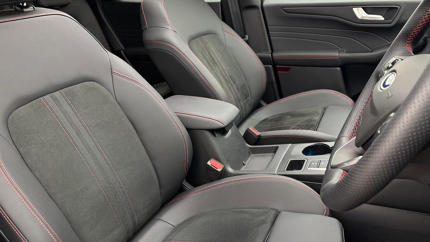 Used Ford Kuga 2025 for sale - 76918937: Photo 20