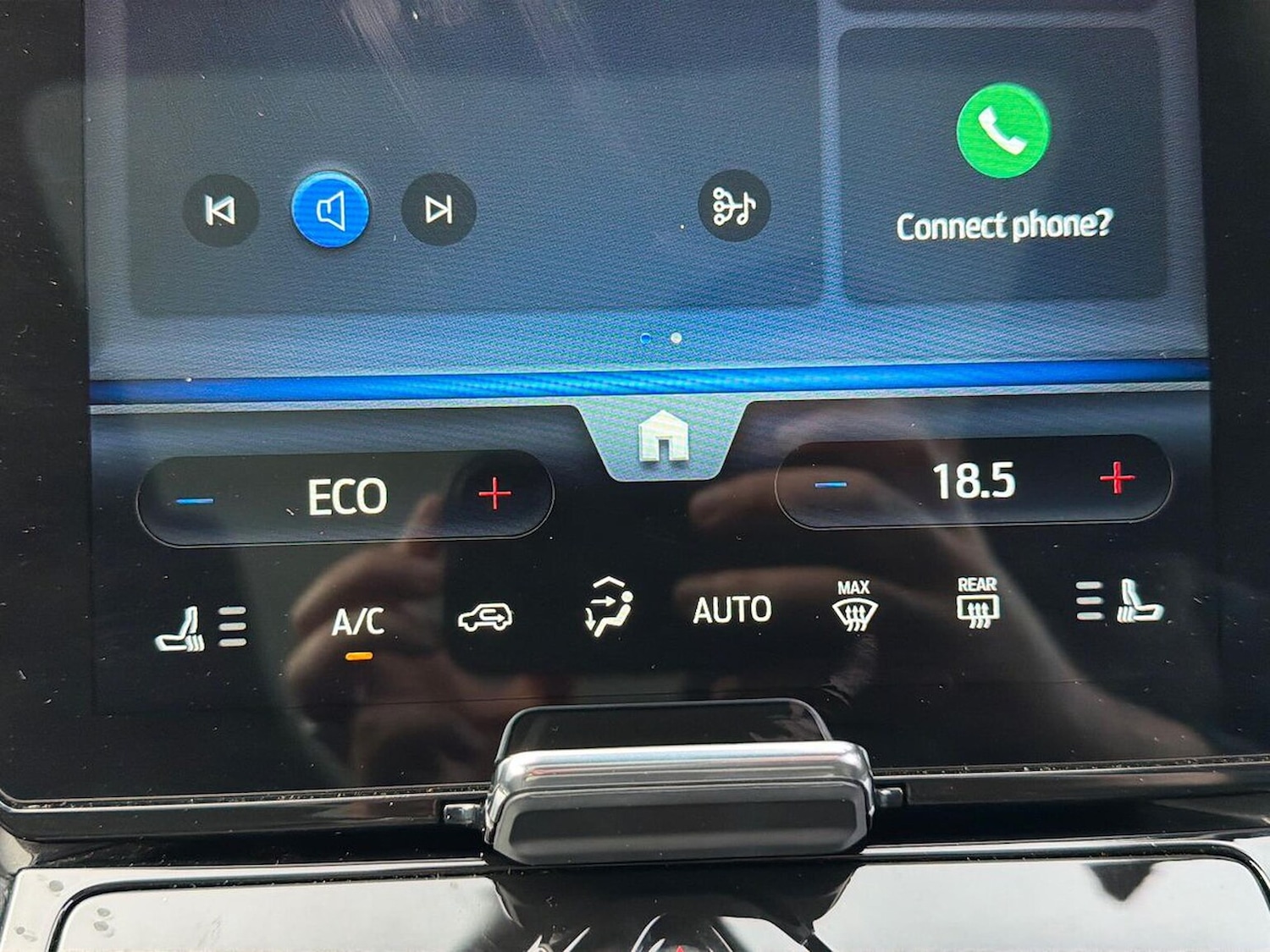 Used Ford Explorer 2024 for sale - 76418230: Photo 12