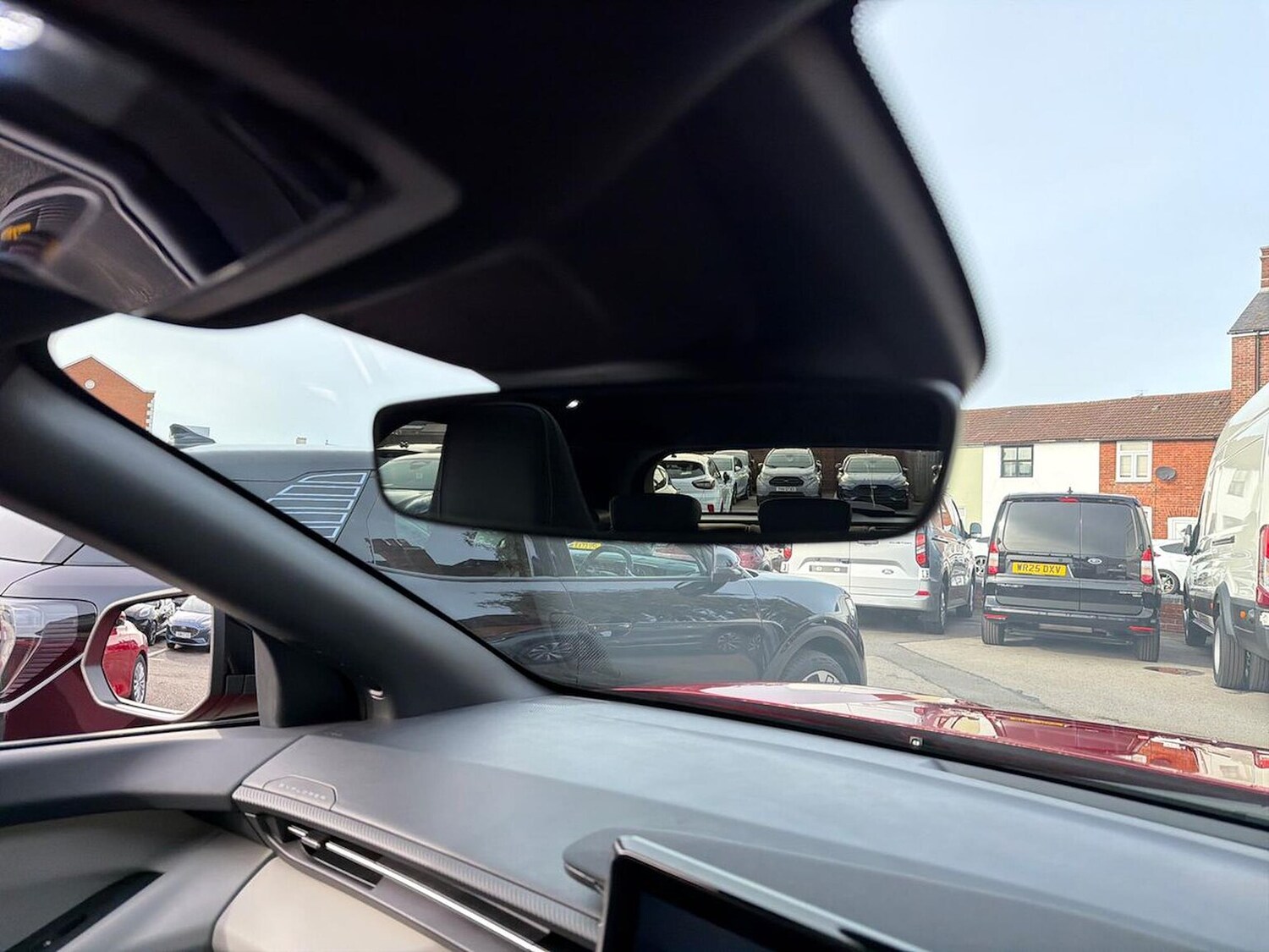 Used Ford Explorer 2024 for sale - 76418230: Photo 14