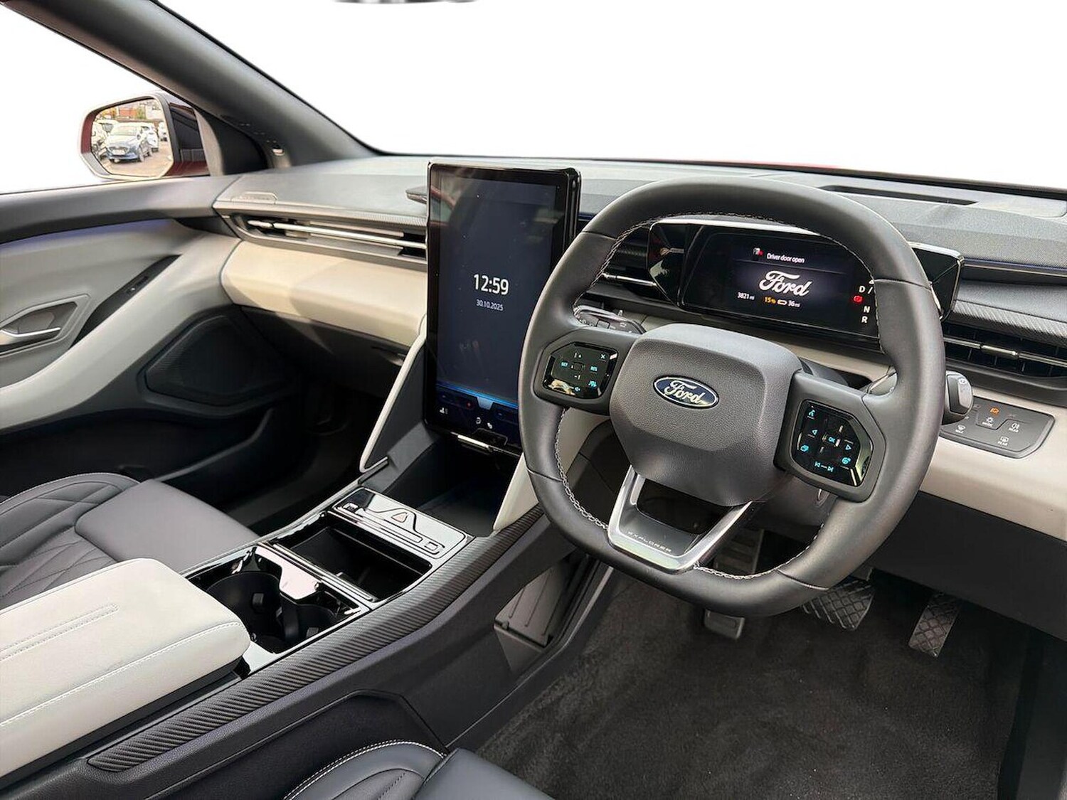 Used Ford Explorer 2024 for sale - 76418230: Photo 15