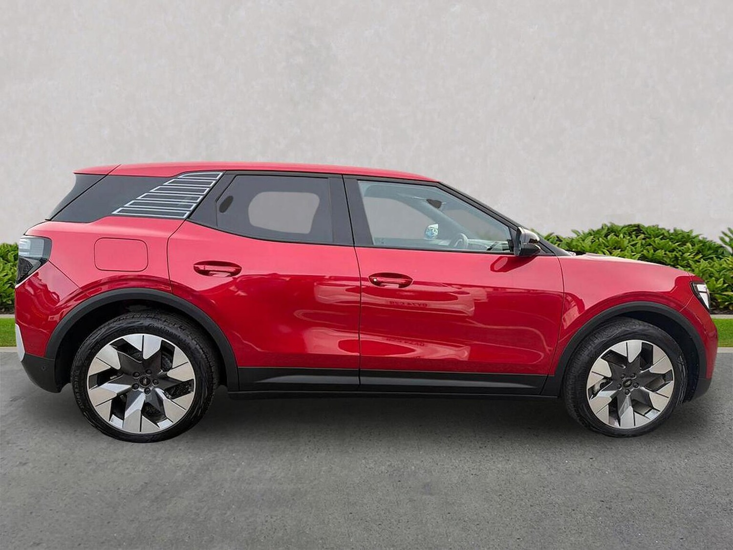 Used Ford Explorer 2024 for sale - 76418230: Photo 3